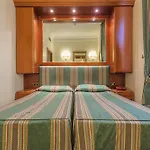 Szálloda Raeli Lazio 3*