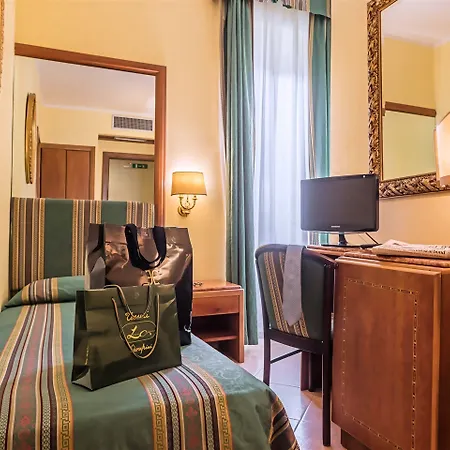 Raeli Lazio Hotel 3*