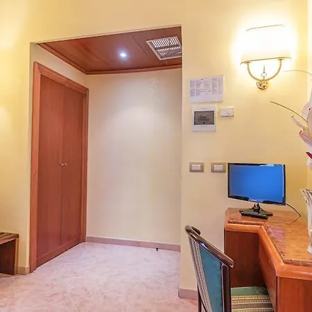 Hotel Raeli Lazio