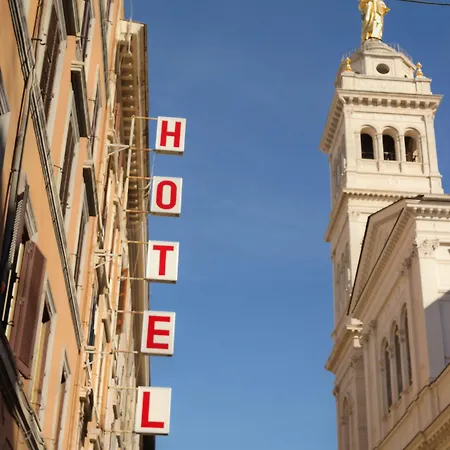 Hotel Raeli Lazio Řím