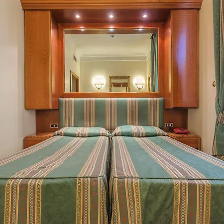 Hotel Raeli Lazio 3*