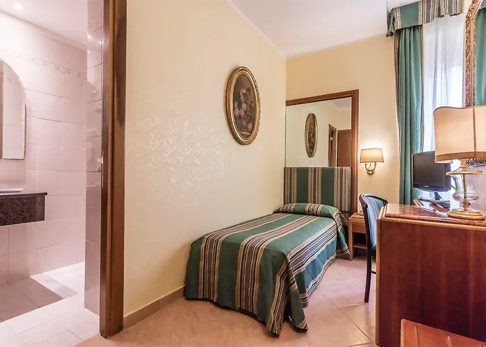 Raeli Lazio Hotel 3*