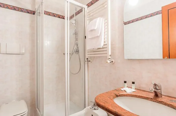 Raeli Lazio Hotel Rome