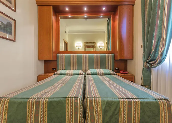 Hotel Raeli Lazio 3*