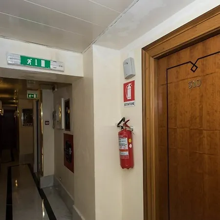 Raeli Lazio Hotel 3*