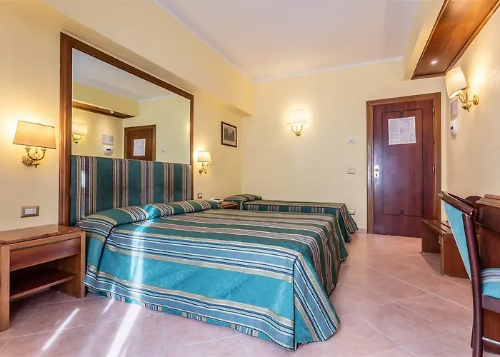 Raeli Lazio 3*